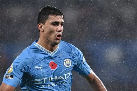 Man City handed huge Rodri injury worry to give Arsenal potential ...