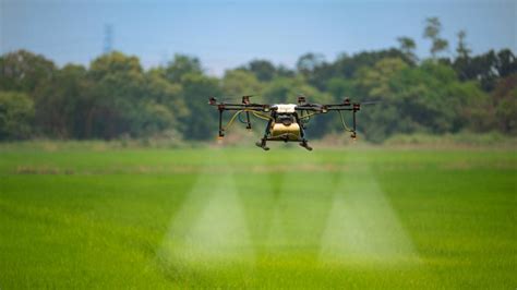 Agricultural Drones Market: Opportunities and Challenges