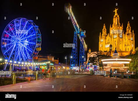 Tibidabo amusement park night temple hi-res stock photography and ...