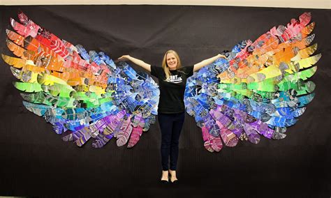 smART Class: Feather Wings Mural