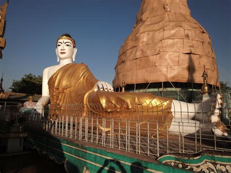 Asisbiz Meilamu Pagoda reclining Buddha Yangon Myanmar 02