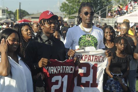 Dre Kirkpatrick Jr. commits to Alabama, where his father starred