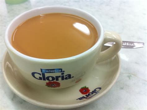 File:HK restaurant 金鍕茶餐廳 Set lunch milk tea cup June-2011.jpg - Wikimedia Commons