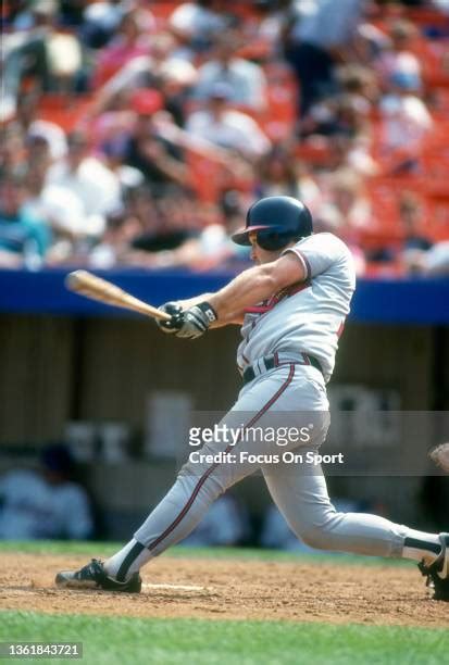 Atlanta Braves Greg Olson Photos and Premium High Res Pictures - Getty ...