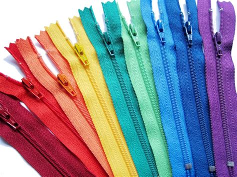 YKK Zippers in Assorted Colors Set of 9 Colors YKK Nylon | Etsy