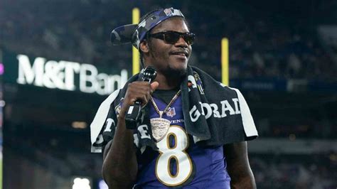 Lamar Jackson Net Worth, NFL career, Endorsements, Girlfriend, and More ...