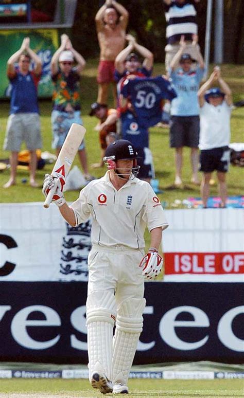 Paul Collingwood reaches his half century | ESPNcricinfo.com