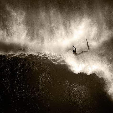 North Shore Surfing #19 – Ed Freeman Photography