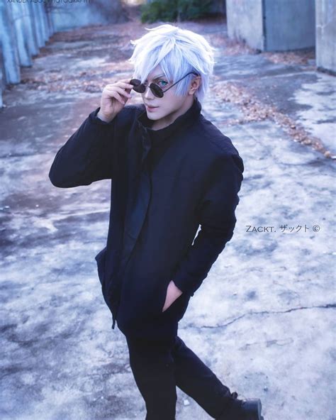 Fã de Jujutsu Kaisen fez um cosplay impecável de Satoru Gojo - Critical ...