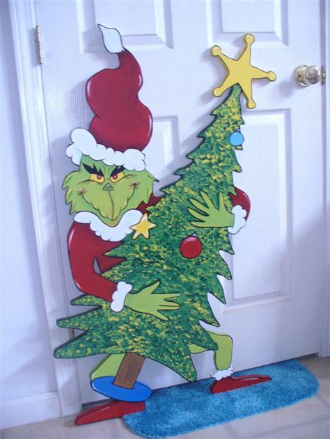 Grinch Stealing Tree | Grinch decorations, Christmas yard art, Grinch ...