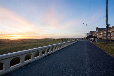 Photo Gallery - Hi-Tide Seaside Oceanfront Inn