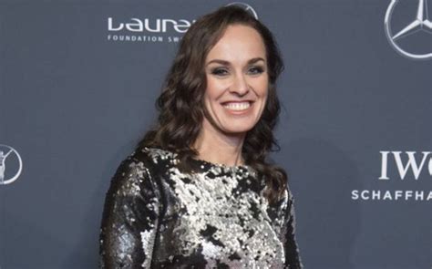 Martina Hingis Lifestyle, Height, Wiki, Net Worth, Income, Salary, Cars, Favorites, Affairs ...