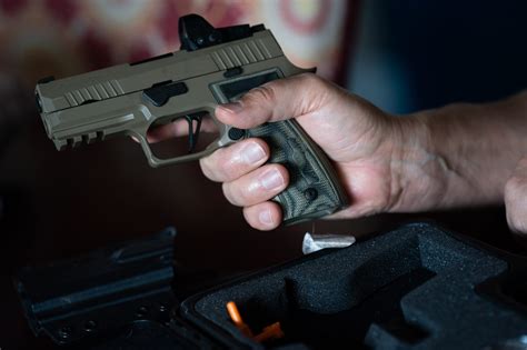 SIG Sauer P320 Pistol Firing on Its Own, Owners Say