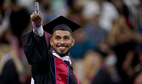 Fresno State sets schedule to recognize 2023 graduates - Fresno State News