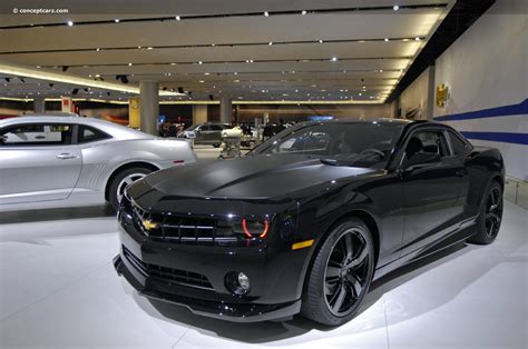 2010 Chevrolet Camaro Black Concept Image. Photo 6 of 22