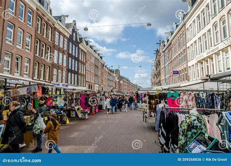 Amsterdam, Holland, 13 April 2019: Albert Cuyp Market in the City Part De Pijp Editorial Photo ...