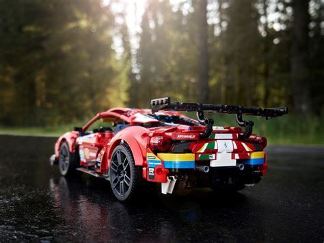 LEGO Technic Ferrari 488 GTE - lagoagrio.gob.ec