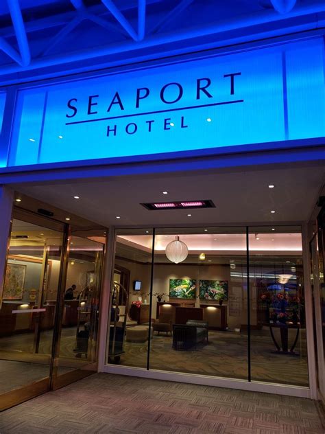 Seaport Boston Hotel - 246 Photos & 249 Reviews - Hotels - 1 Seaport Ln ...