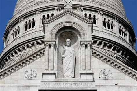 Sacre Coeur in Paris - Information for Visitors