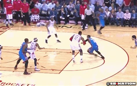 Basketball Assist GIF - Find & Share on GIPHY