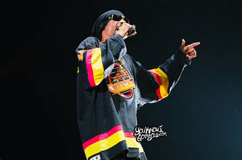 Snoop Dogg Performs on “Puff Puff Pass Tour” at Rogers Arena In Vancouver (Recap & Photos ...