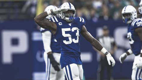 Indianapolis Colts linebacker Darius Leonard turned in a stat-sheet ...