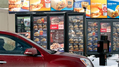 Which fast-food chain has the fastest drive-thru?