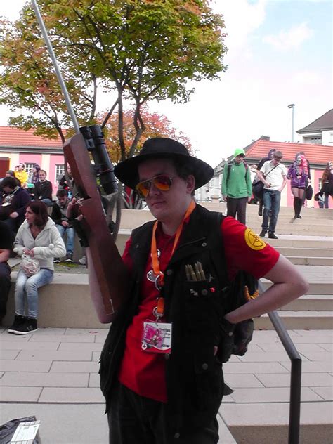 Team Fortress 2 - Sniper Cosplay by victorymon on DeviantArt