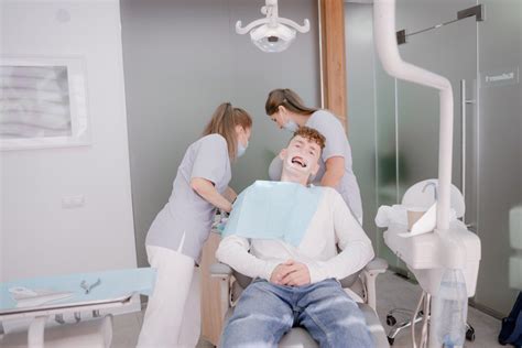 Root Canal Infection: Symptoms, Causes, Treatment, and Prevention