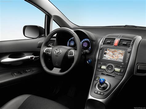 Toyota Auris 1.8 HSD - COCKPIT AUTOMÓVEL