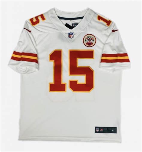 Patrick Mahomes Signed Chiefs Nike Limited Jersey (Fanatics) | Pristine ...