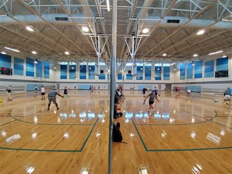 Play Pickleball at Auburndale Community Center: Court Information | Pickleheads