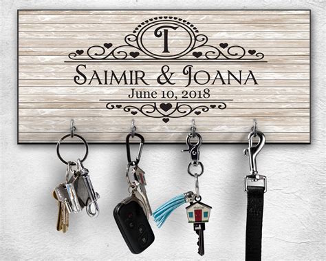 Personalized Key Holder // Personalized Key Hanger // Wall Key Rack ...