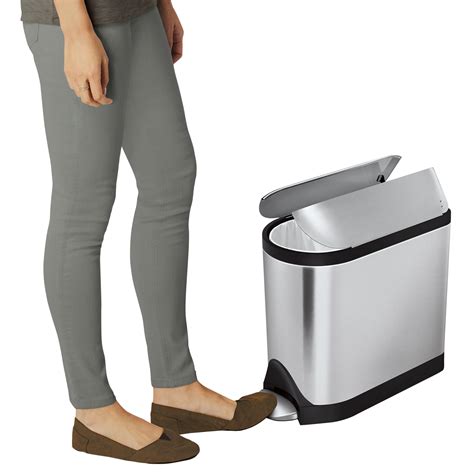 simplehuman CW1899 2.6 Gallon / 10 Liter Brushed Stainless Steel Rectangular Butterfly Step-On ...