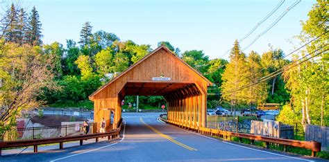 Quechee Covered Bridge | © 2015 Derrick L. Garrett | Flickr