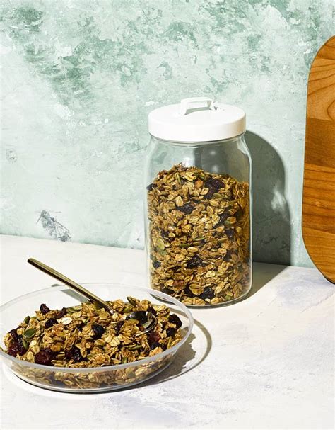 Healthy Diet: Low Sugar Cherry Walnut Granola - Peak PerformancePeak ...