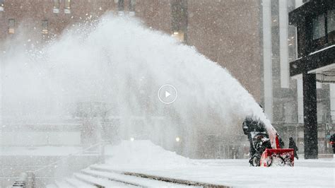 What Is a ‘Bomb Cyclone’? - The New York Times