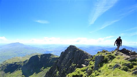 The best mountains in Snowdonia – and how to climb them | LFTO