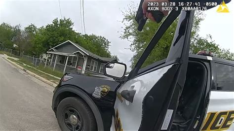 Bodycam video released of deadly San Antonio police shooting | kens5.com