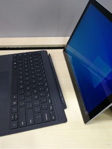 Microsoft surfacepro 7 with pen, Computers & Tech, Laptops & Notebooks on Carousell