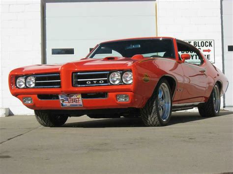 1969 PONTIAC GTO CUSTOM 2 DOOR HARDTOP