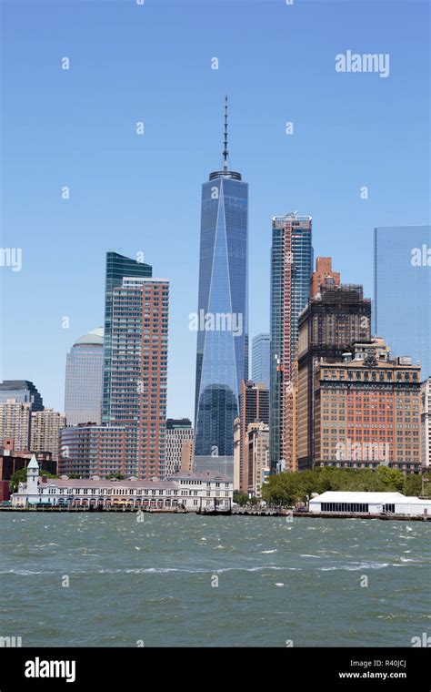 One World Trade Center. Manhattan skyline. New York Stock Photo - Alamy