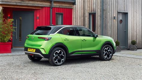 Vauxhall Mokka Electric (2022) review: green and keen