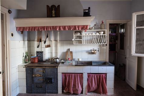10 Retro Kitchen Decorating Ideas For A Cool Vintage Look | The ...