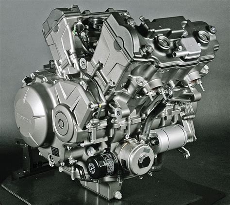 Honda V4 engine | Motorcycle types, Engineering, Motorcycle engine