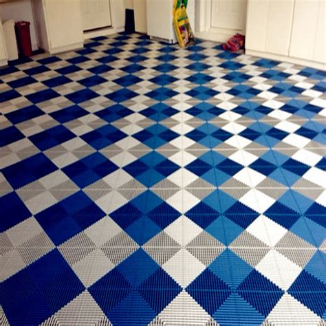 Brilliant-Rubber-Floor-Squares-White-Blue-Vented-Grid-Loc-Rubber-Garage ...