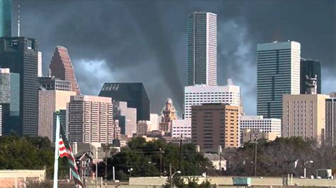 TORNADO HITS DOWNTOWN HOUSTON - YouTube