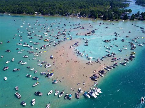 How Deep is Torch Lake? Discover Northern Michigan’s Deepest Lakes