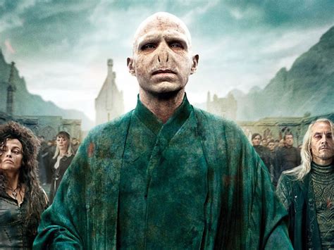 Harry Potter: Das trägt Lord Voldemort drunter! | Promiflash.de