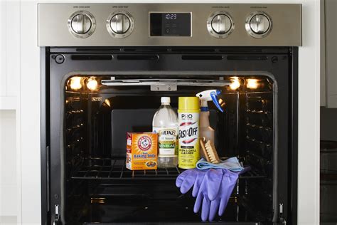 How to Clean an Oven Safely and Easily, According to Cleaning Experts